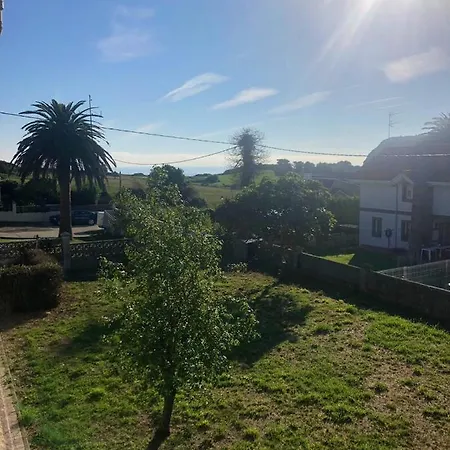 Chalet Chalet With 3 Bedrooms In Asturias With Wonderful Mountain View Enclosed Garden And Wifi 1 Km From The Beach